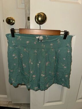 Green Floral Shorts